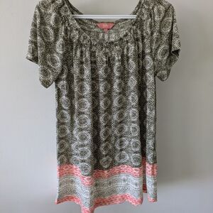 2/$10 NWOT Olive Green and White Relaxed Smocked Blouse